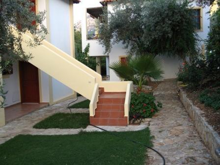 Epidaurus Hotel Heleni Apartments المظهر الخارجي الصورة