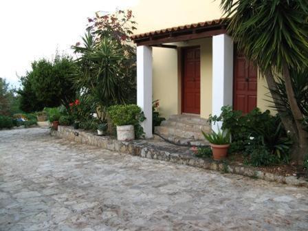 Epidaurus Hotel Heleni Apartments المظهر الخارجي الصورة